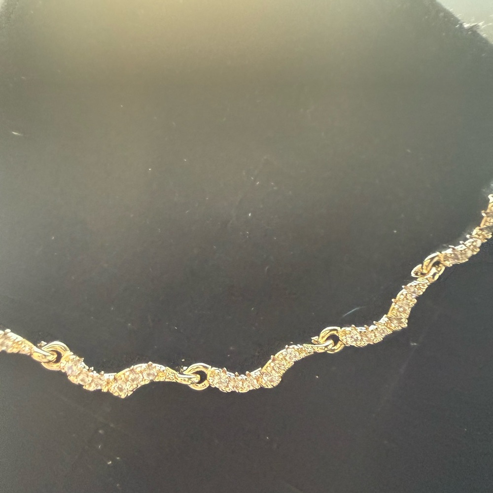 NEW!!Gold-Tone Crystal Delicate Wave Bracelet - Fully Adjustable - Picture 5 of 9